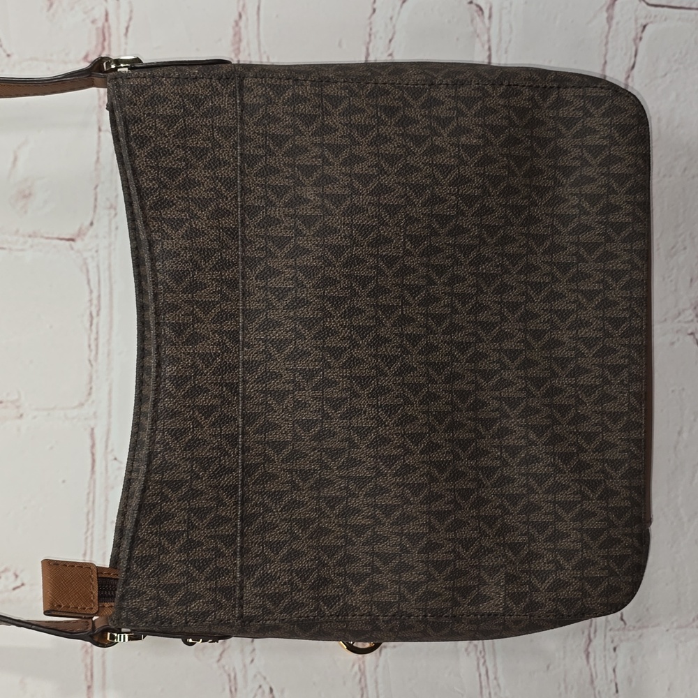 Michael Kors OutletJet Set Travel Large Logo Messenger Bag NWOT - Picture 10 of 16